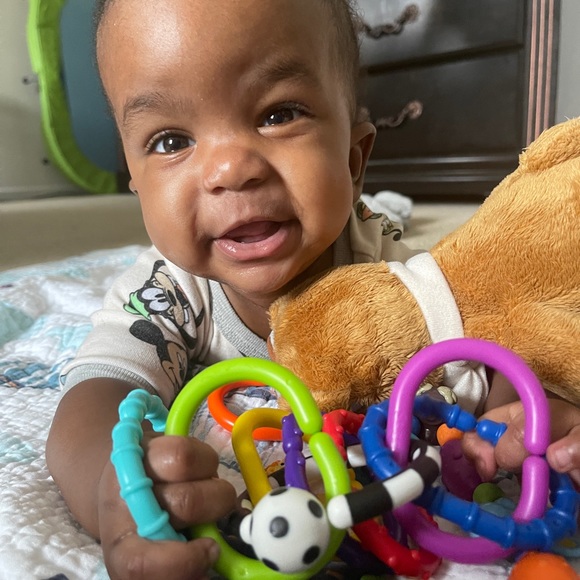 Meet your Posher, Courtney - Picture 5 of 7